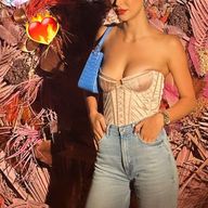 Devrim Ozkan Sexy And Sizzling Photos Collection
