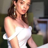 Melis Sezen Various Sexy Photos
