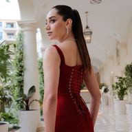 Özge Özacar