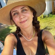 Selen Ozturk Sexy And Hot Photos Collection
