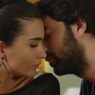 Kara Para Ask