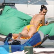 Tuba Buyukustun Sexy Bikini