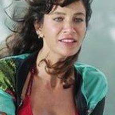 Berrak Tüzünataç