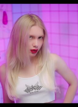 Aleyna Tilki My Bottomless Well