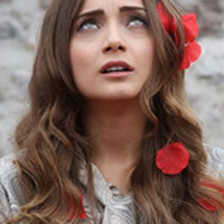 Damla Sönmez