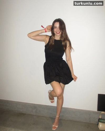 Afra Karagöz seksi ifşa fotoğrafı 5
