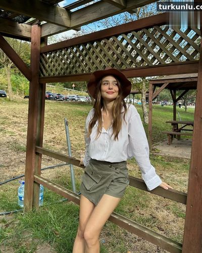 Afra Karagöz seksi ifşa fotoğrafı 16