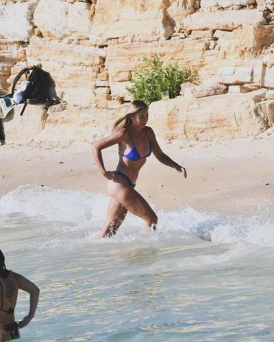 Aleyna Kalaycıoğlu seksi ifşa fotoğrafı 105