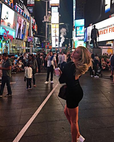 Aleyna Kalaycıoğlu seksi ifşa fotoğrafı 159