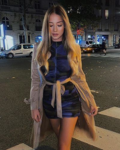 Aleyna Kalaycıoğlu seksi ifşa fotoğrafı 98