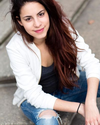 Almila Bagriacik Sexy Photos Collection