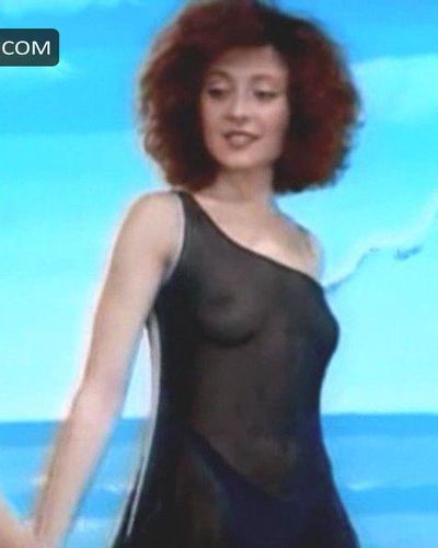 Anzhelika Varum Sexy Photos