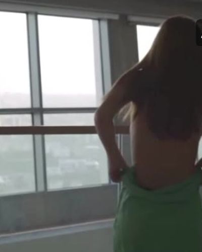 Aslıhan Malbora seksi ifşa fotoğrafı 21 — Darmaduman (2022)