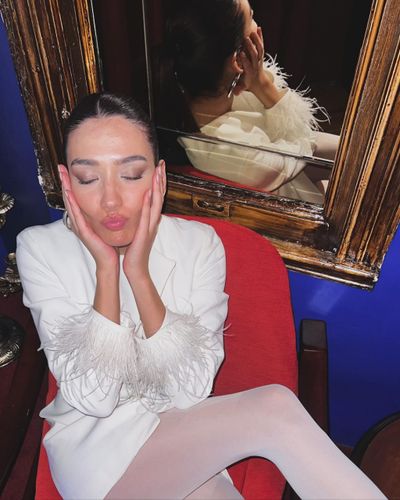 Aybüke Pusat seksi ifşa fotoğrafı 138
