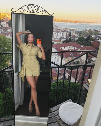 Aybüke Pusat seksi ifşa fotoğrafı 19
