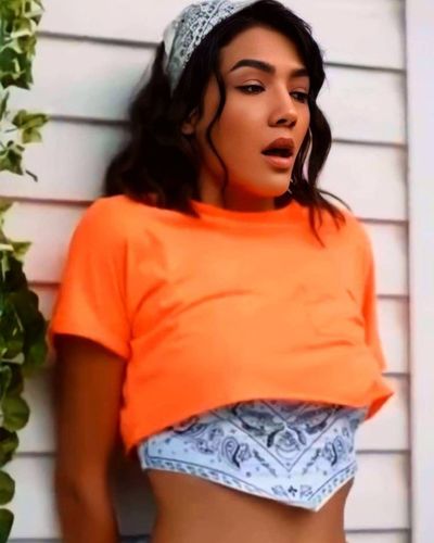 Aybüke Pusat seksi ifşa fotoğrafı 206
