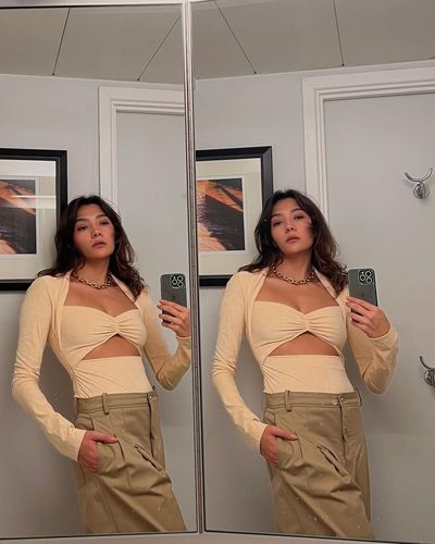 Aybüke Pusat seksi ifşa fotoğrafı 223