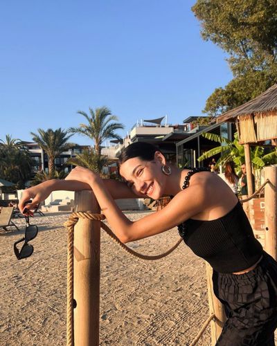 Aybüke Pusat seksi ifşa fotoğrafı 241