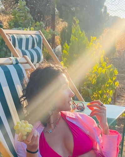Aybüke Pusat seksi ifşa fotoğrafı 273