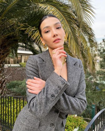 Aybüke Pusat seksi ifşa fotoğrafı 353