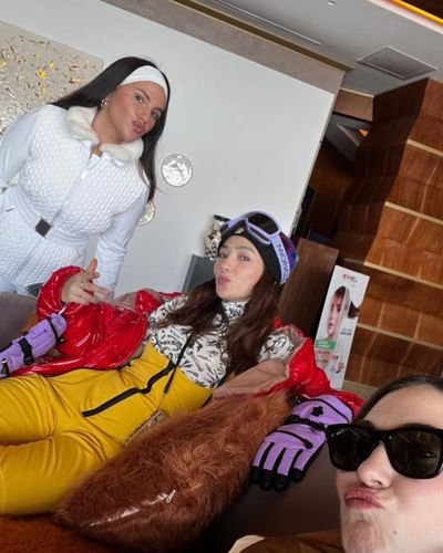 Aybüke Pusat seksi ifşa fotoğrafı 3