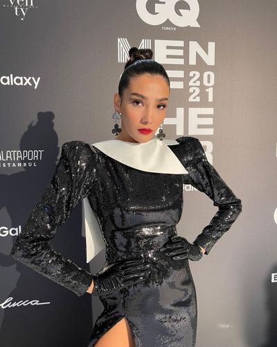 Aybüke Pusat seksi ifşa fotoğrafı 403