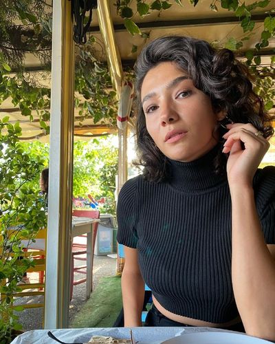 Aybüke Pusat seksi ifşa fotoğrafı 416