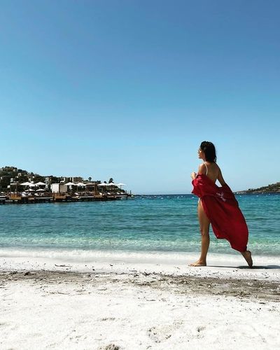Aybüke Pusat seksi ifşa fotoğrafı 471
