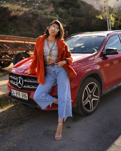 Aybüke Pusat seksi ifşa fotoğrafı 472