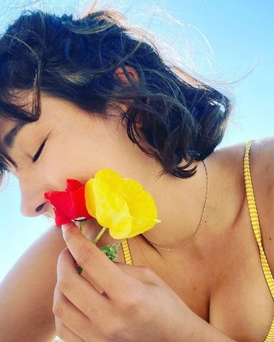 Aybüke Pusat seksi ifşa fotoğrafı 474