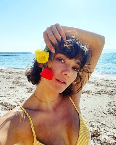 Aybüke Pusat seksi ifşa fotoğrafı 475