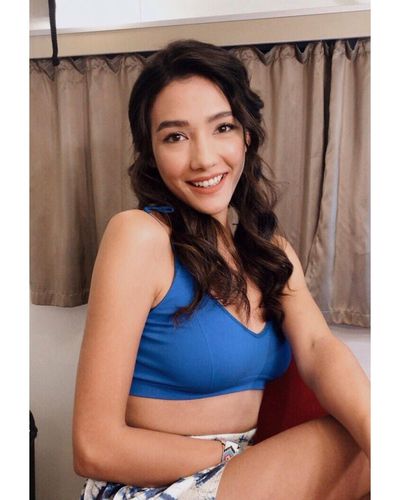 Aybüke Pusat seksi ifşa fotoğrafı 499