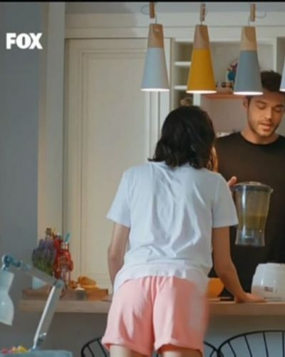 Aybüke Pusat seksi ifşa fotoğrafı 524
