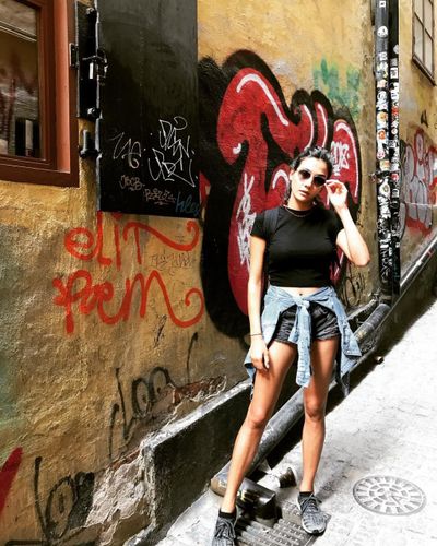 Aybüke Pusat seksi ifşa fotoğrafı 539