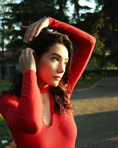 Aybüke Pusat seksi ifşa fotoğrafı 564