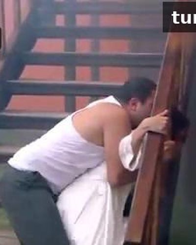 Ayça Bingöl seksi ifşa fotoğrafı 15 — Ay Büyürken Uyuyamam (2022)