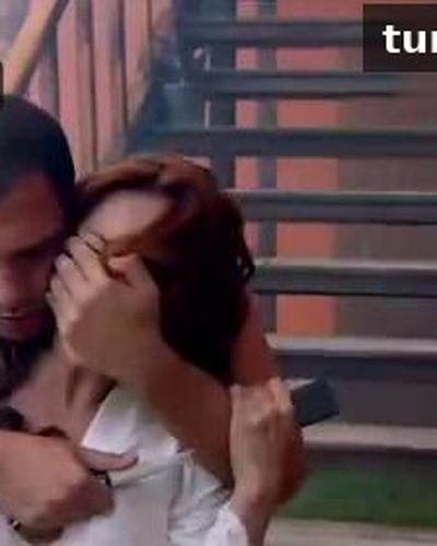 Ayça Bingöl seksi ifşa fotoğrafı 18 — Ay Büyürken Uyuyamam (2022)
