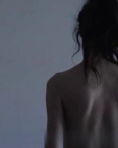 Ayşe Dudu Tepe seksi ifşa fotoğrafı 7 — Ode O Short (2015)