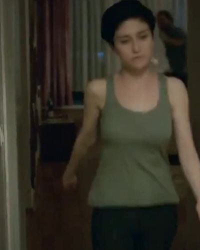 Başak Özcan seksi ifşa fotoğrafı 3 — Küçük Şeyler (2019)