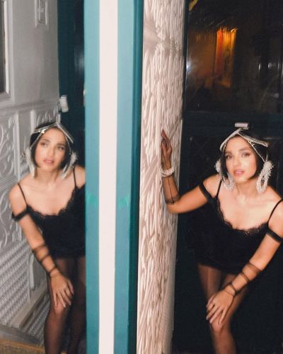 Begüm Akkaya seksi ifşa fotoğrafı 15
