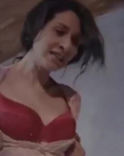 Bengi İdil Uras seksi ifşa fotoğrafı 2 — Can Tertip (2015)