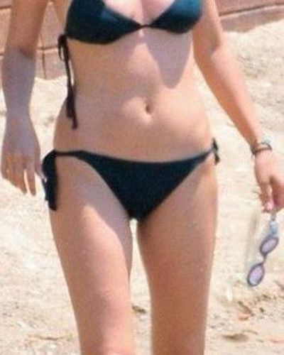 Beren Saat seksi ifşa fotoğrafı 3 — Beren Saat Sexy And Sizzling Photos Collection (2026)