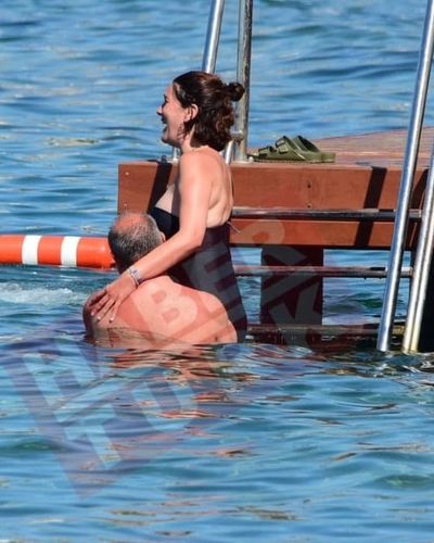 Bergüzar Korel seksi ifşa fotoğrafı 108