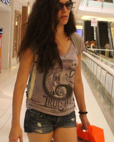 Bergüzar Korel seksi ifşa fotoğrafı 153