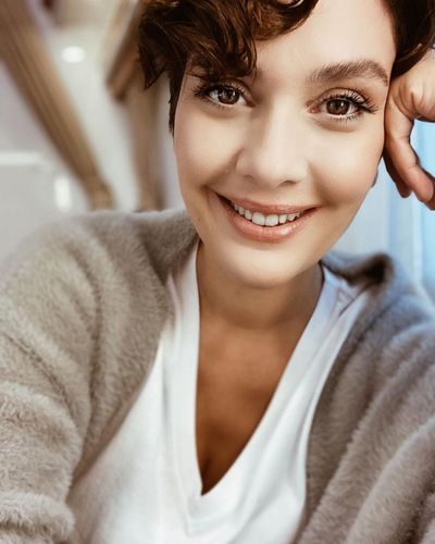 Bergüzar Korel seksi ifşa fotoğrafı 53