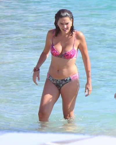 Bergüzar Korel seksi ifşa fotoğrafı 87