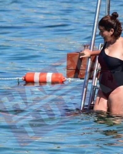 Bergüzar Korel seksi ifşa fotoğrafı 97
