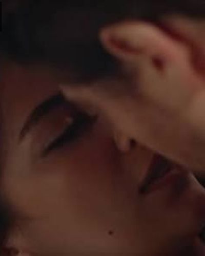 Biran Damla Yılmaz seksi ifşa fotoğrafı 7 — Çılgın Dersane 4: Ada (2015)