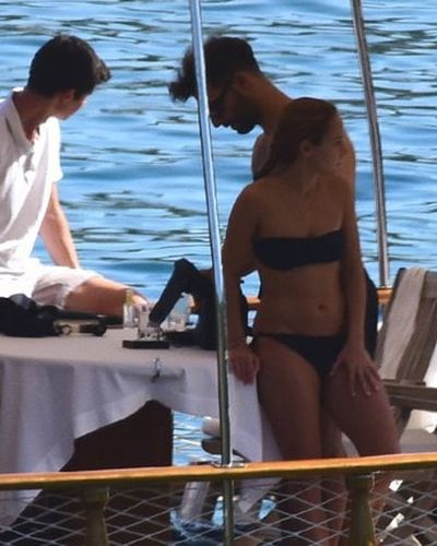 Burçin Terzioğlu seksi ifşa fotoğrafı 113