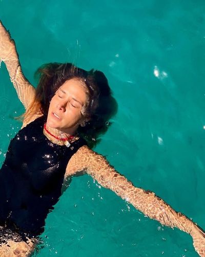 Burçin Terzioğlu seksi ifşa fotoğrafı 138